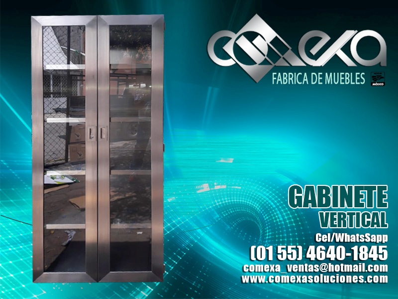 GABINETE VERTICAL CON PUERTAS DE CRISTAL