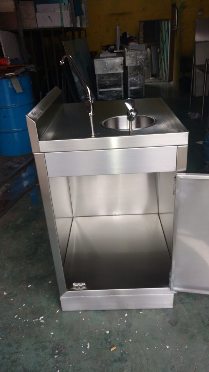 LAVAMANOS TIPO GABINETE PARA BEBEDERO